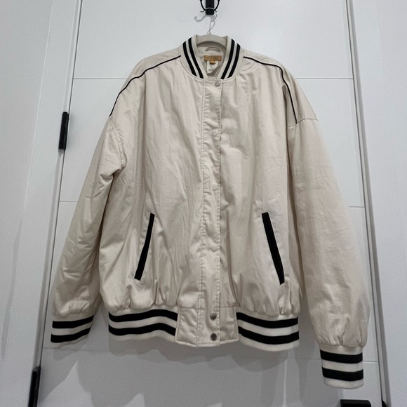 VRG GRL New York Bomber Jacket // Cream - Picture 3 of 5